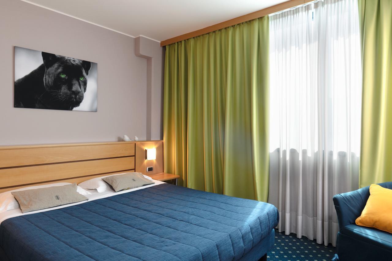 Garda Hotel Montichiari Eksteriør billede